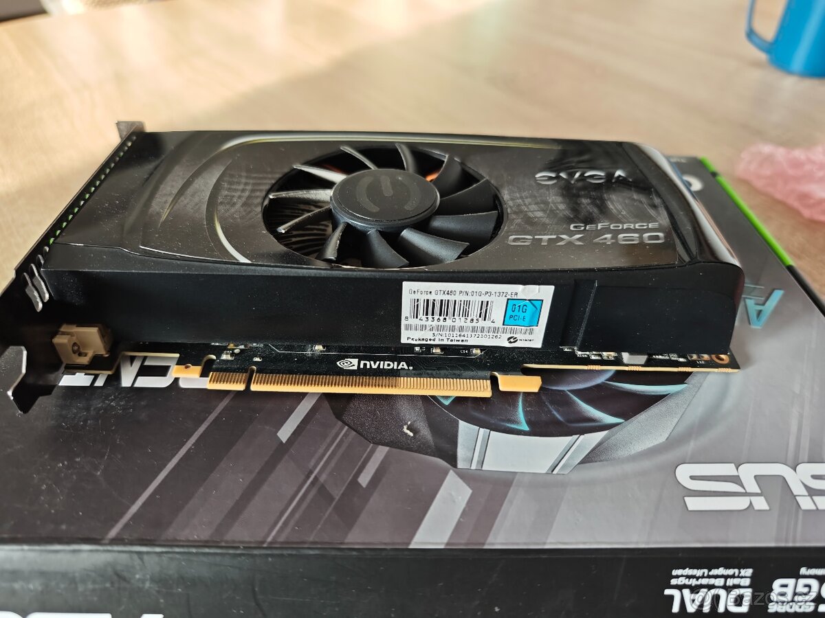 GTX 460 1gb evga - 3