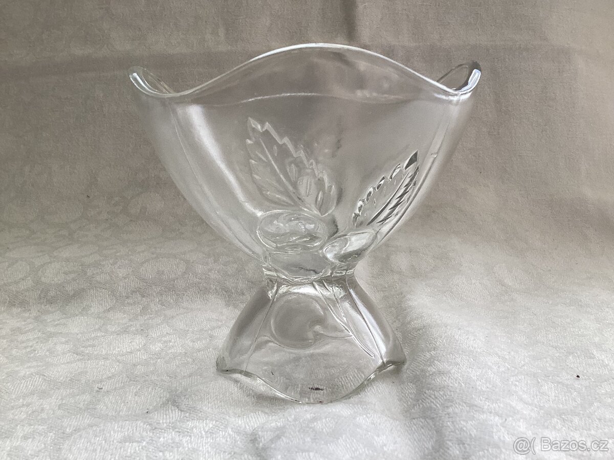 Skleněné poháry na zmrzlinu - 3