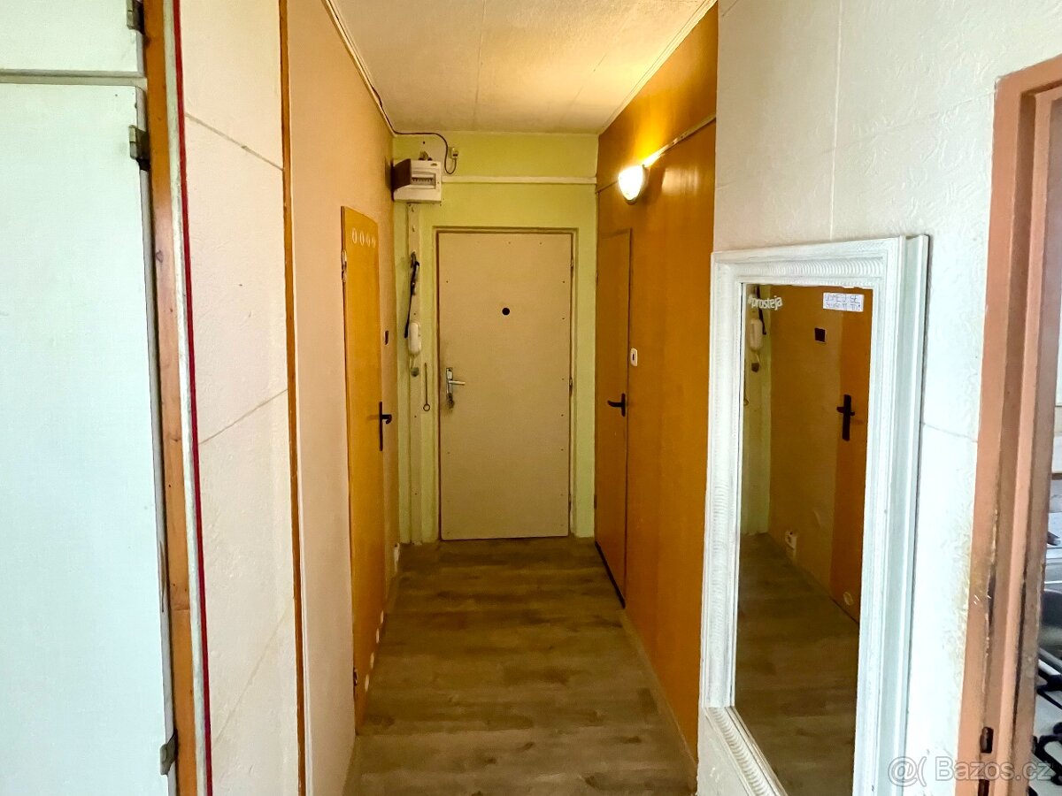 Prodám byt 2+1 se 2 balkony, ul. Stavbařská, Chomutov - 3