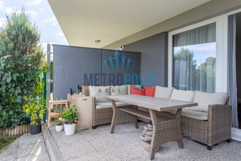 Prodej bytu 2+kk, 63 m², terasa, zahrádka, sklep, garáž – Pý - 3