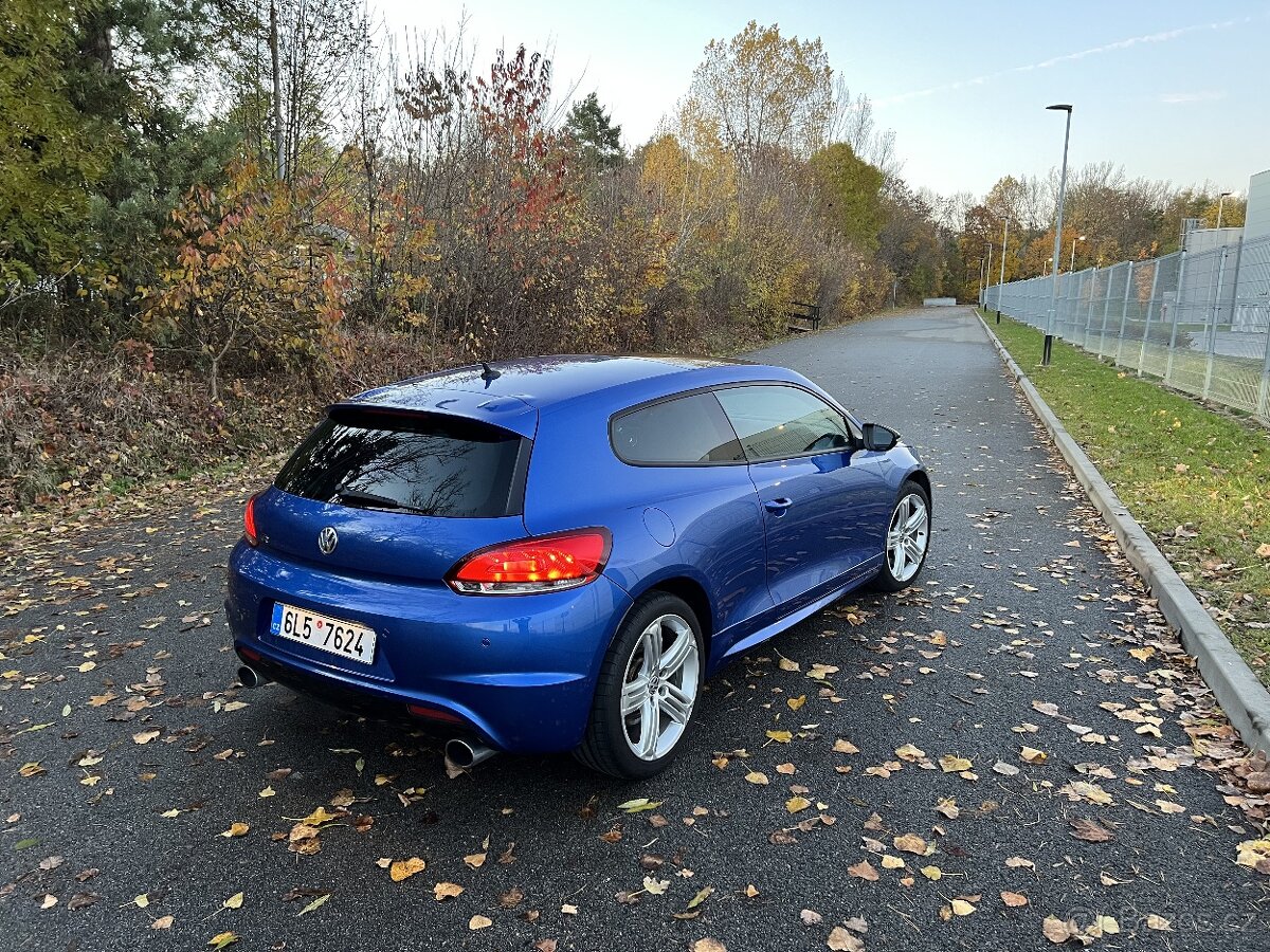 VW Scirocco 2.0 R TSI 195 kw, 2010, manuál - 3