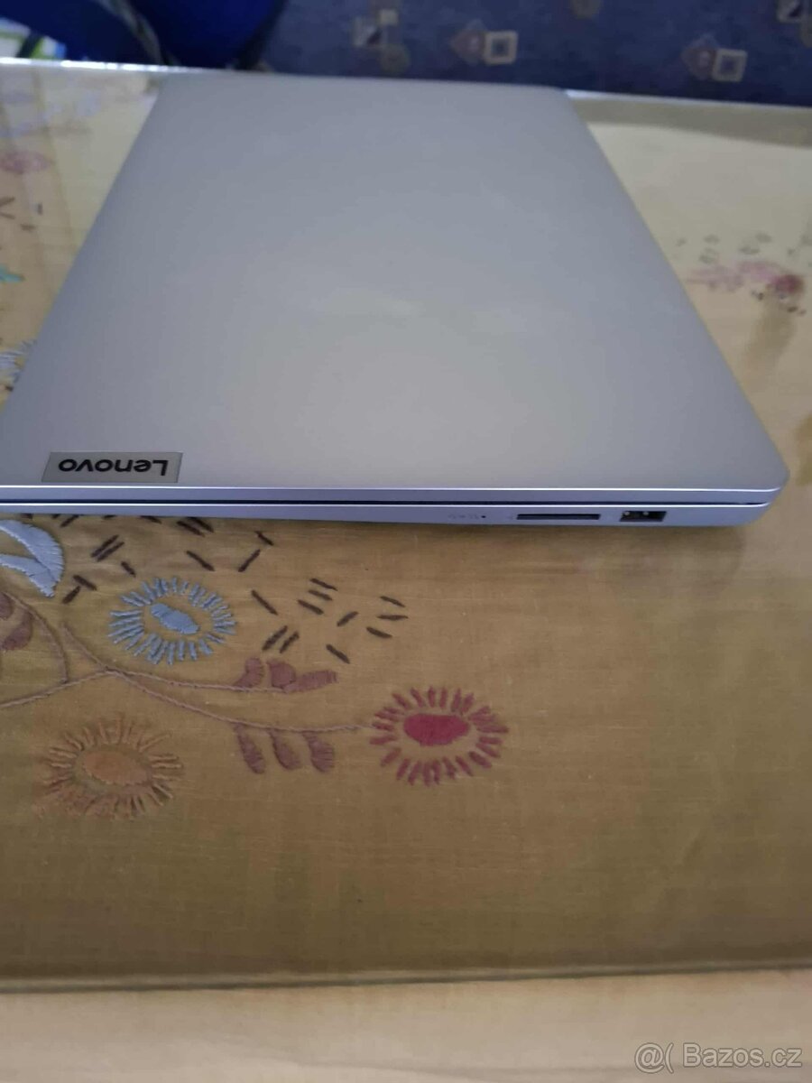 Lenovo Ideapad 1 15AMN7 - 3