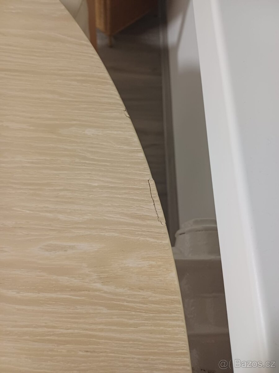 kulatý jídelní stůl 1,2m - 3