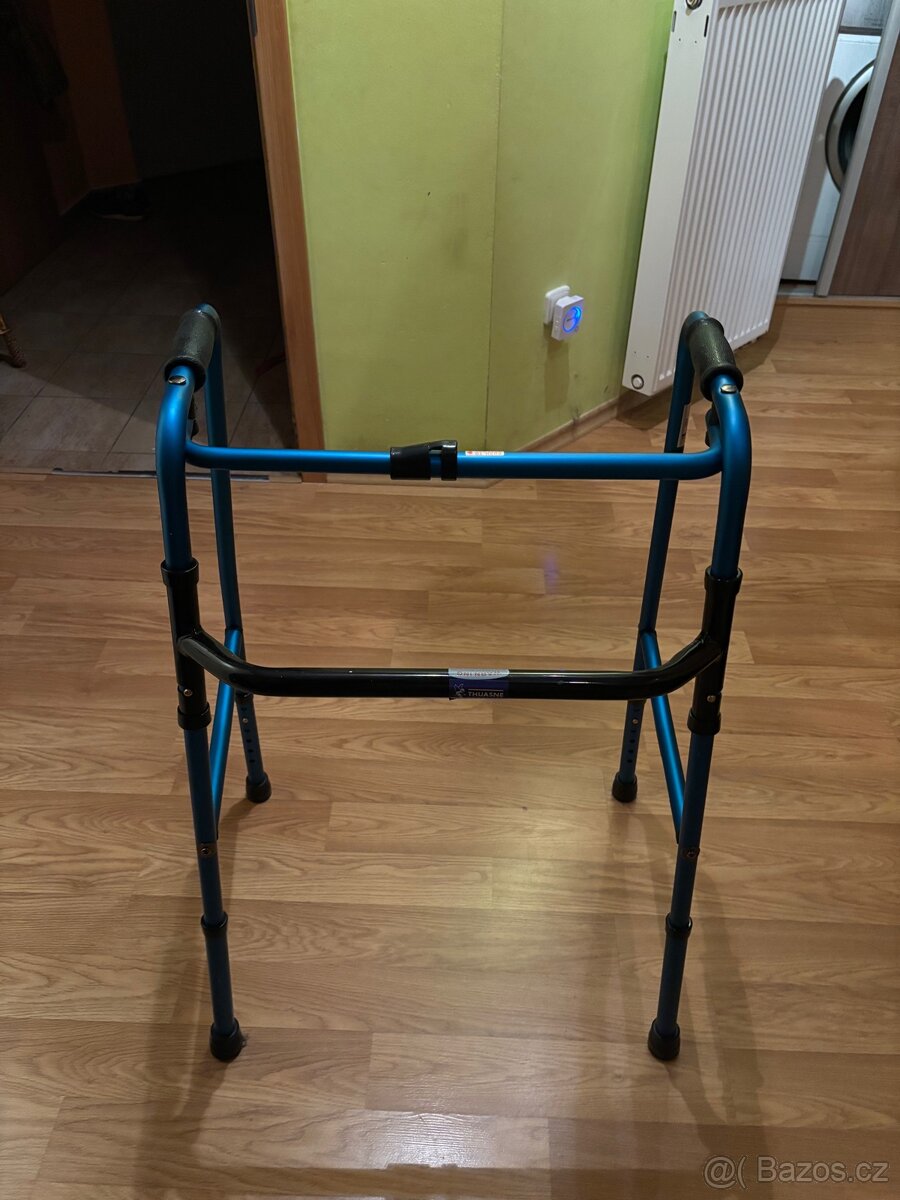 Chodítko - Invalidní - 3