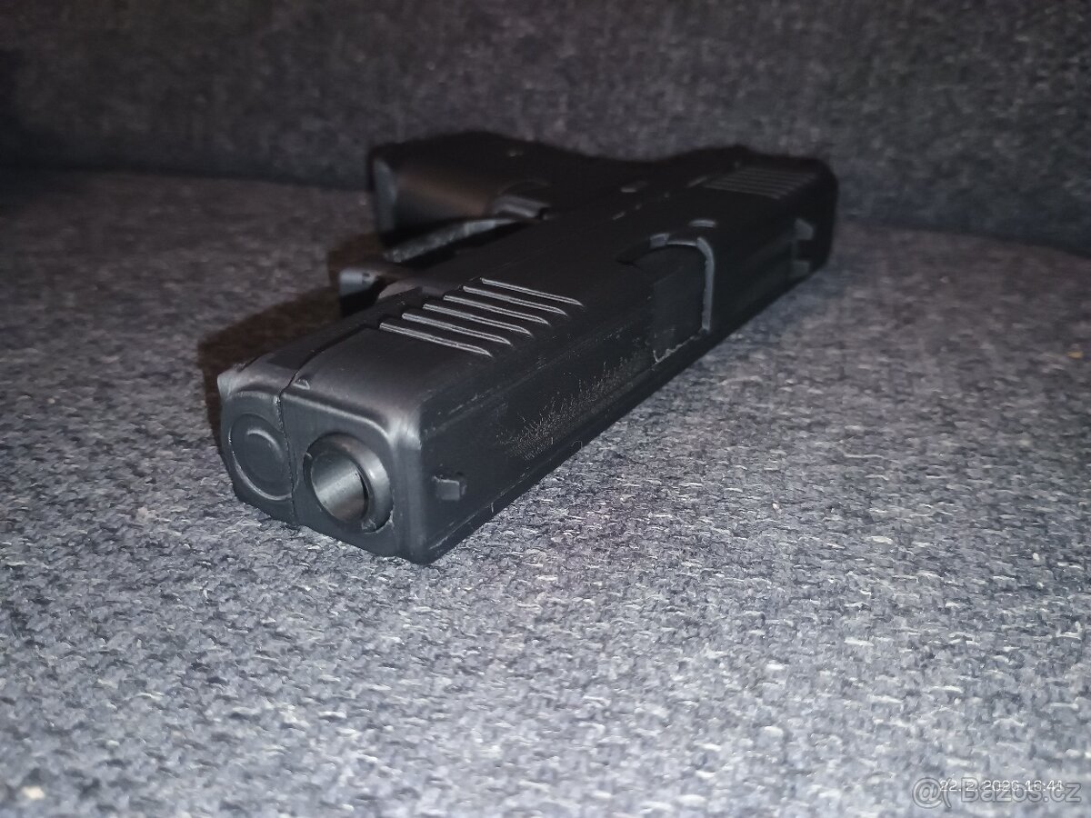 Maketa Glock 14 - 3