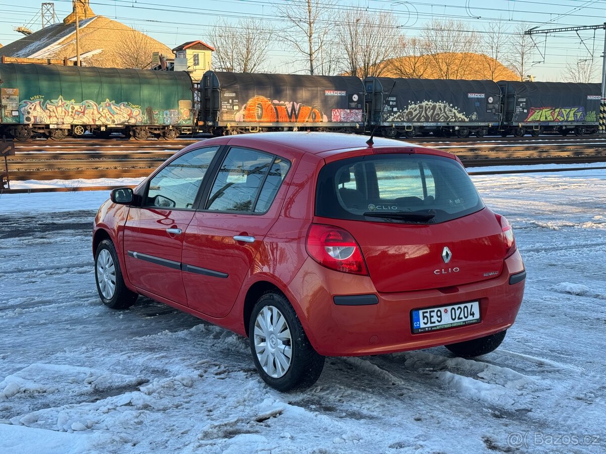Renault clio III 3 1.6 16v benzin 2005 - 3