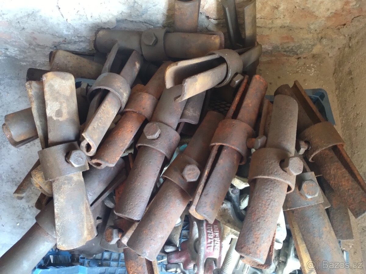 Lešenářské sponky, žabky - 3