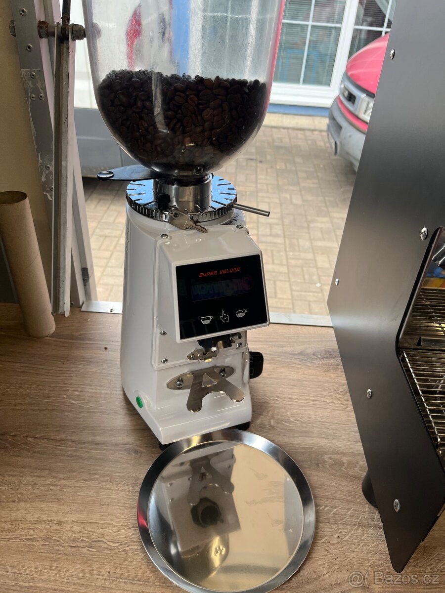 Pojízdná prodejna Bubble tea - 3