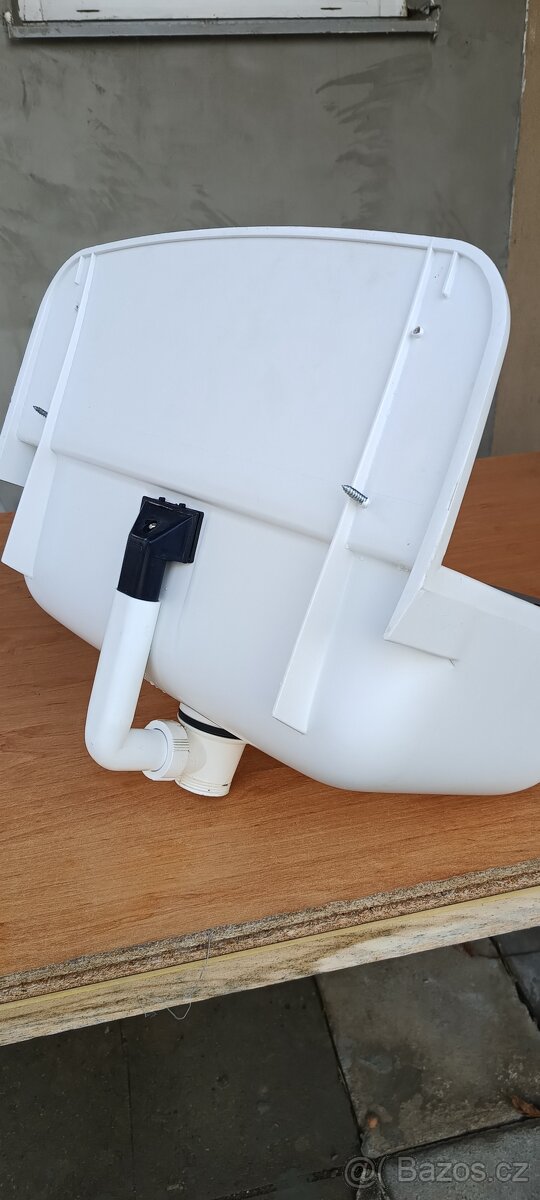 Výlevka s roštem - 3