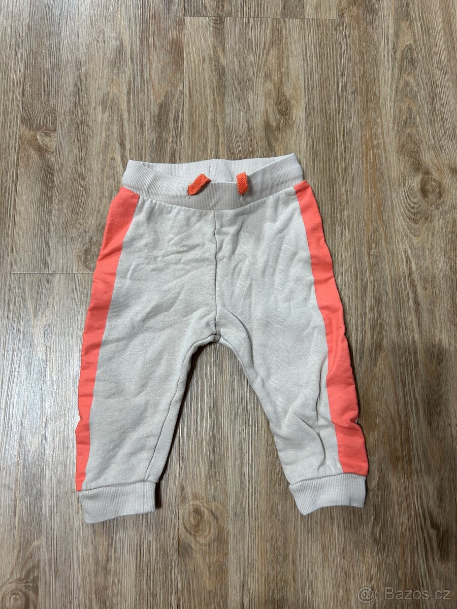 Tepláky velikost 74 - 3