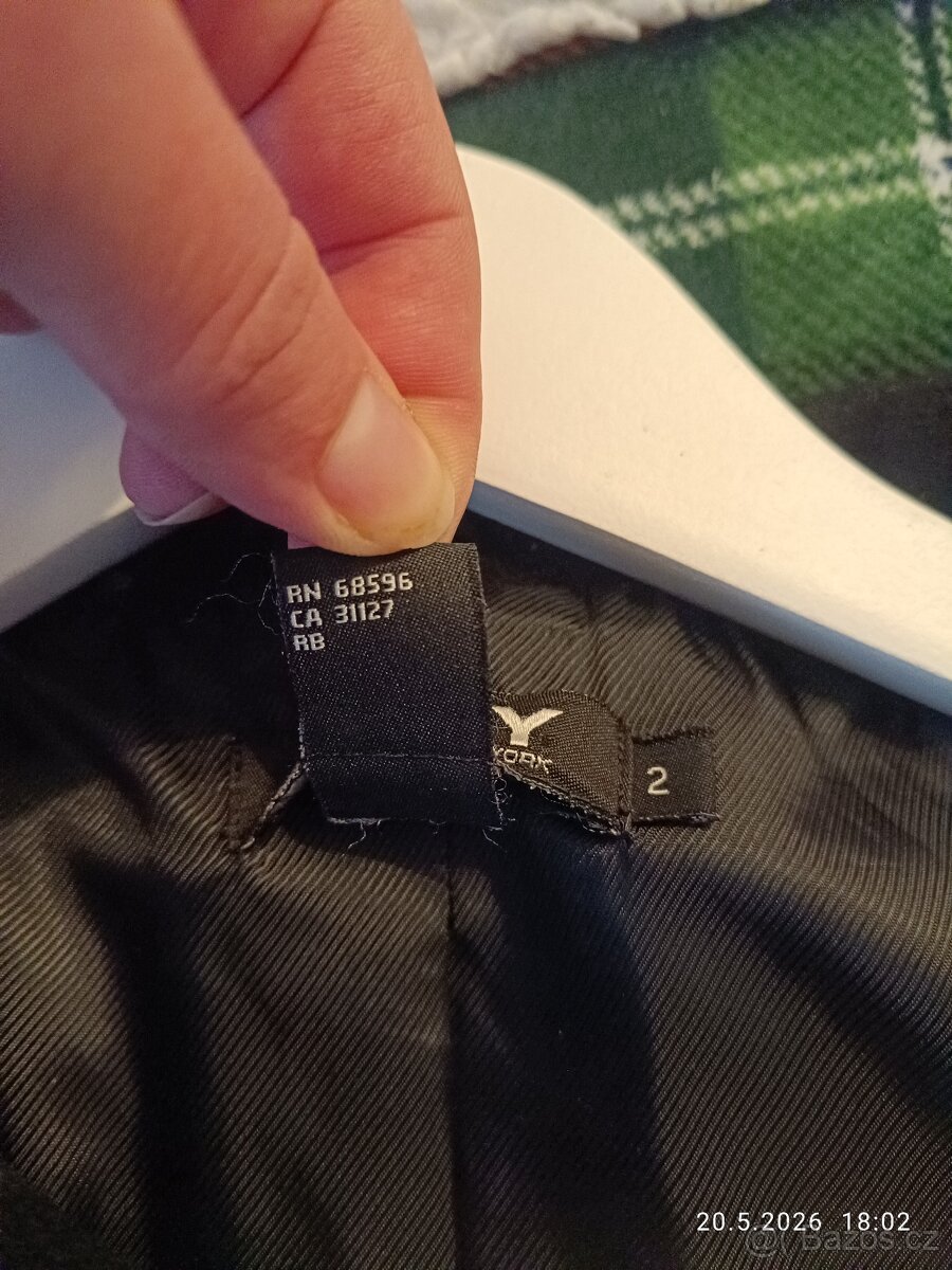 DKNY 100% vlna - 3