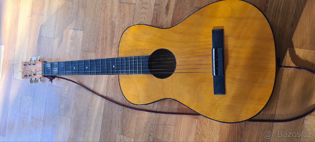 Prodam 3/4 kytaru pro dite - 3