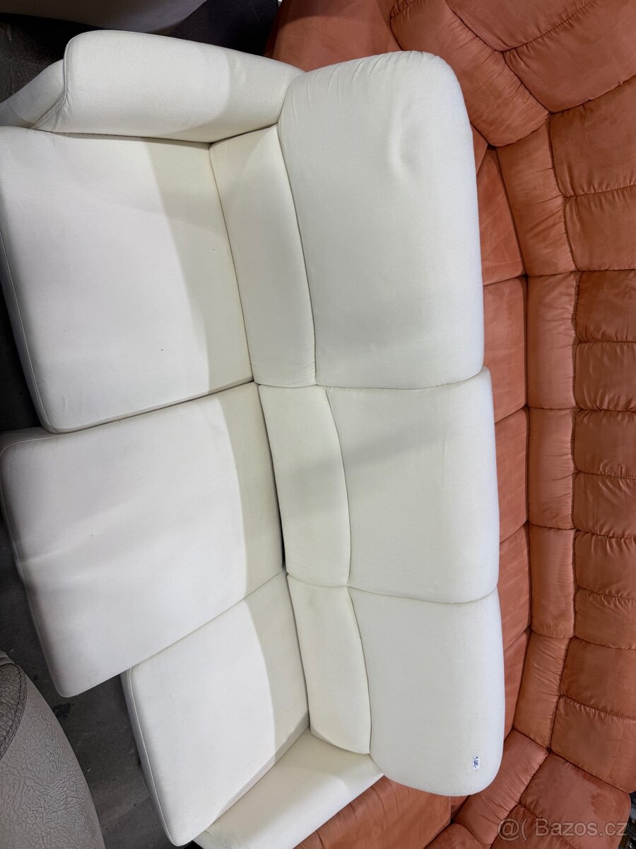 Bílá sedací souprava + křeslo - 3