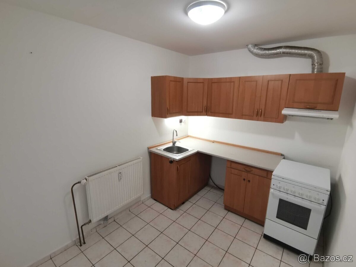 Pronájem bytu 1+1, Bílina, Sídliště za Chlumem - 3