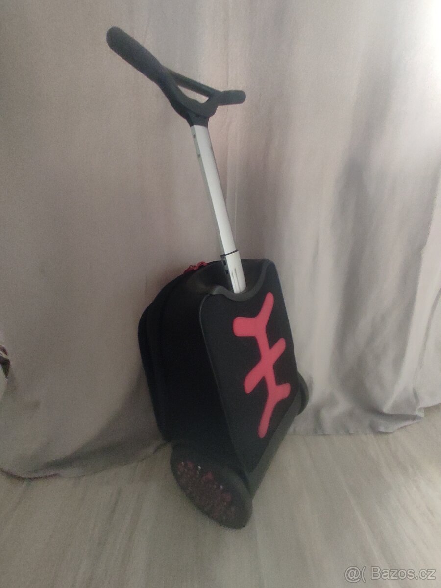 Školní a cestovní taška - 3