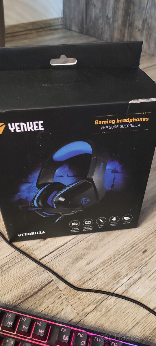 Prodám herní klávesnici a sluchátka - 3