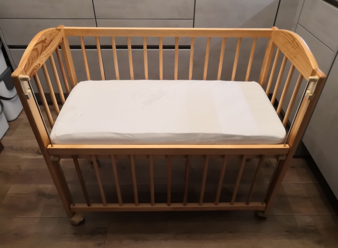 Prodám detskou postylku 90x40 cm - 3