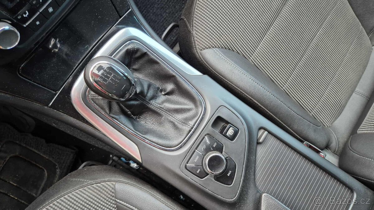 Opel Insignia combi 2,0CDTI 96kw A20DT - 3