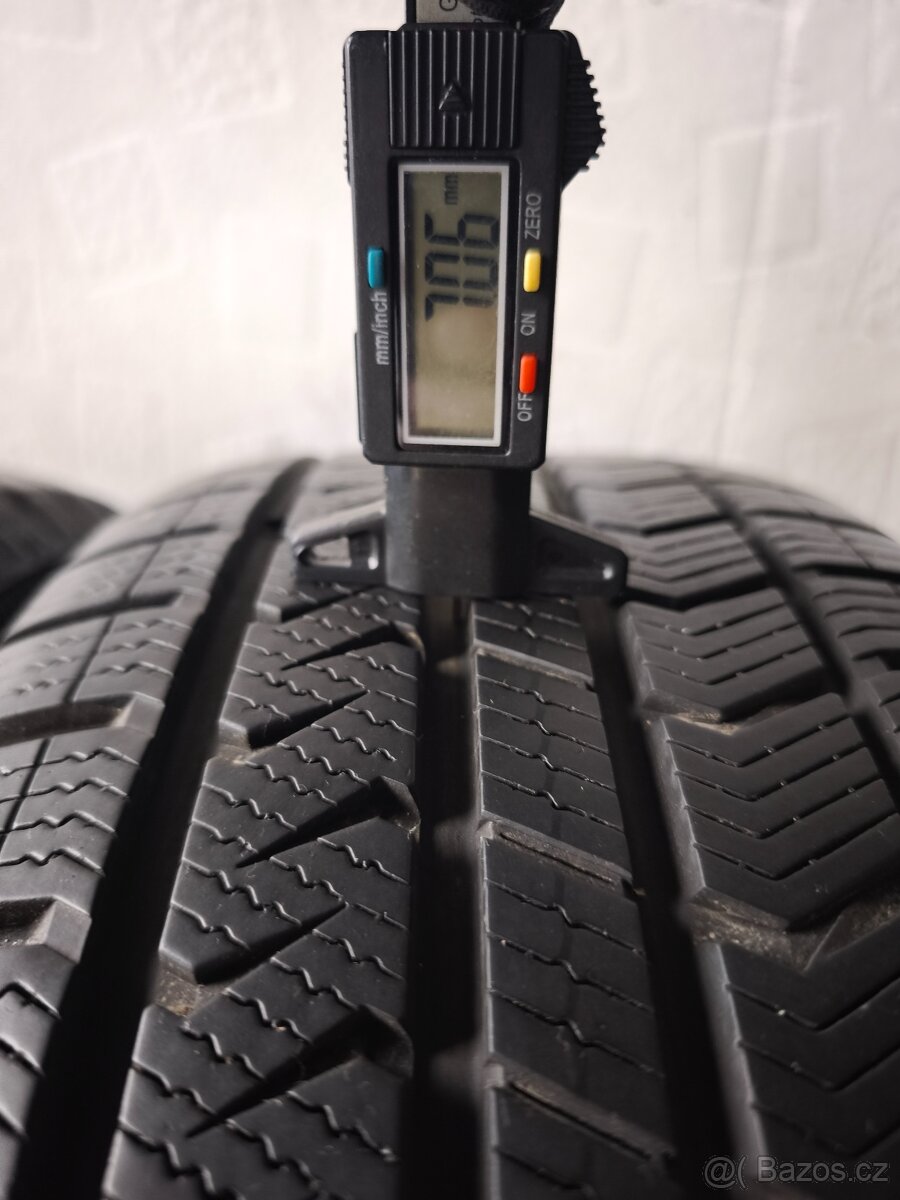 235/55 r19 celoroční pneumatiky - 3