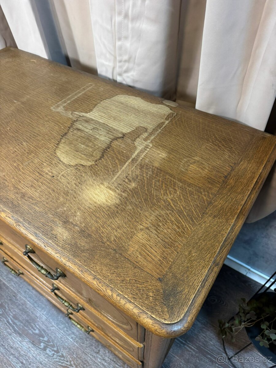 Starožitná komoda (141001) - 3