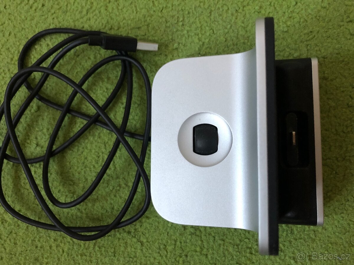 Lightning nabíjecí stojánek pro iPhone - 3