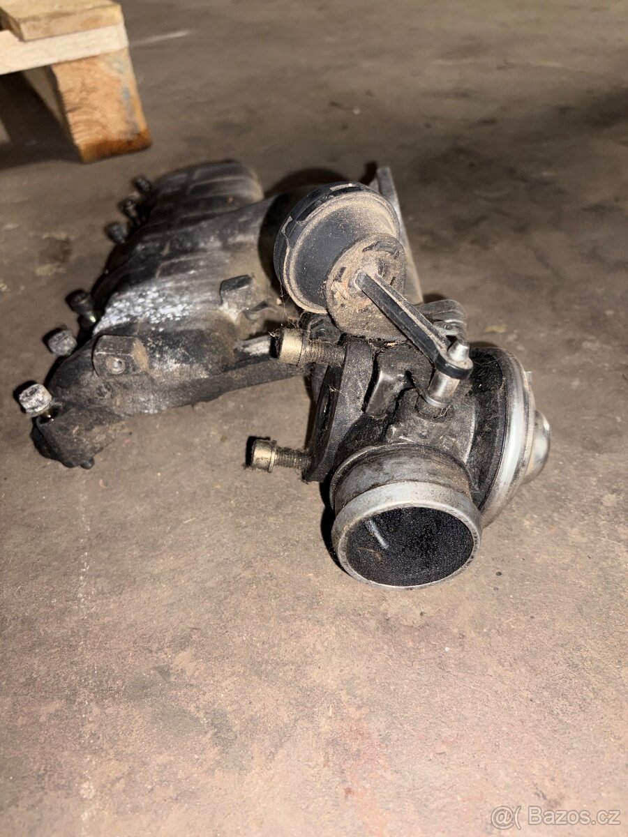 Hlava 1.9tdi, sání, egr - 3