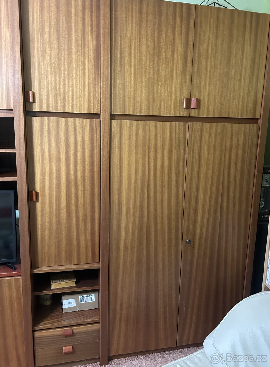 Obývací stěna za odvoz - 3