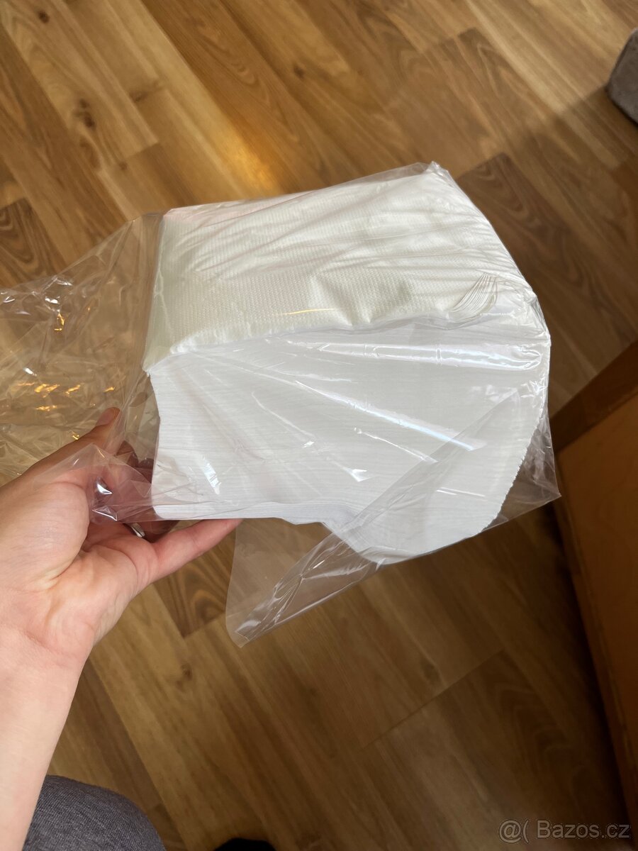 Jednorázové příbory,talířky,brčka,ubrousky - 3