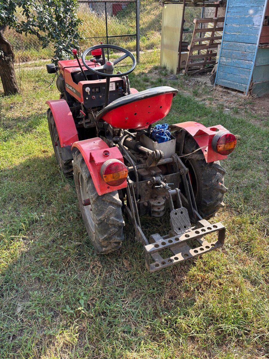 TZ4K traktor - 3