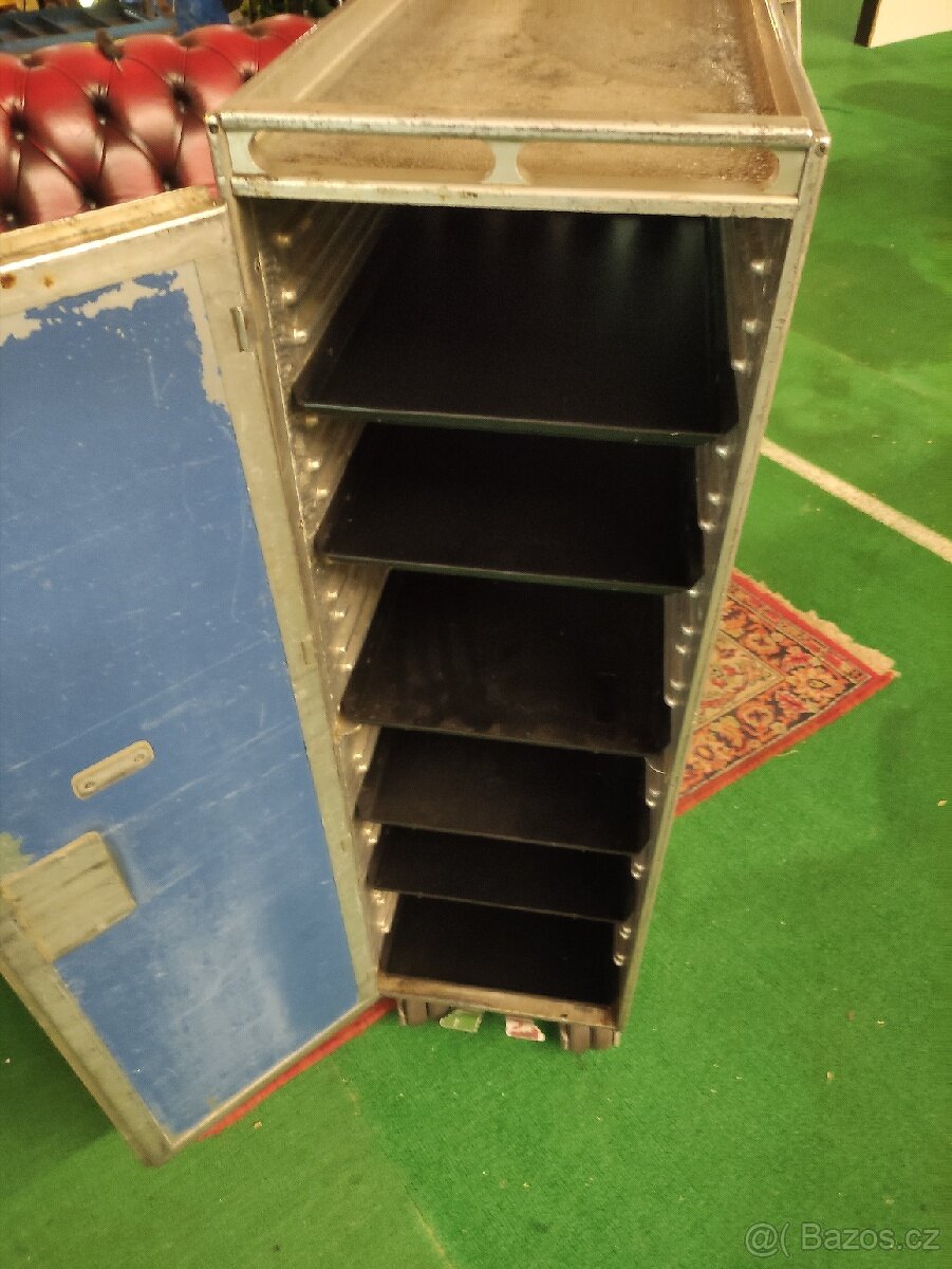 Letecký catering box KLM - 3