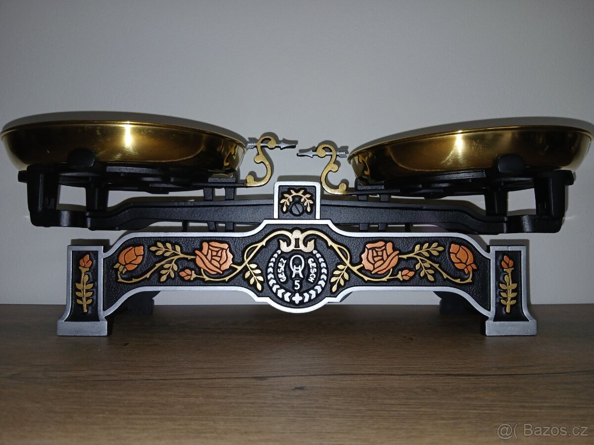 Staré váhy.Květiny 1. - 3