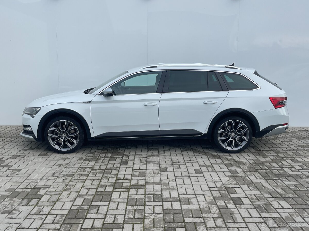 Škoda Superb Combi 2,0 TSI / 206 kW DSG 4x4 Scout - 3