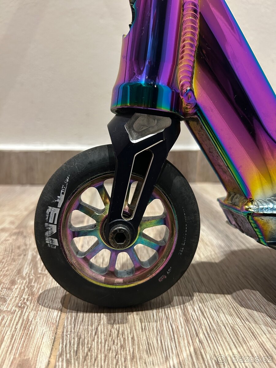 Freestyle koloběžka LUCKY (custom GIZMANIA build) - 3