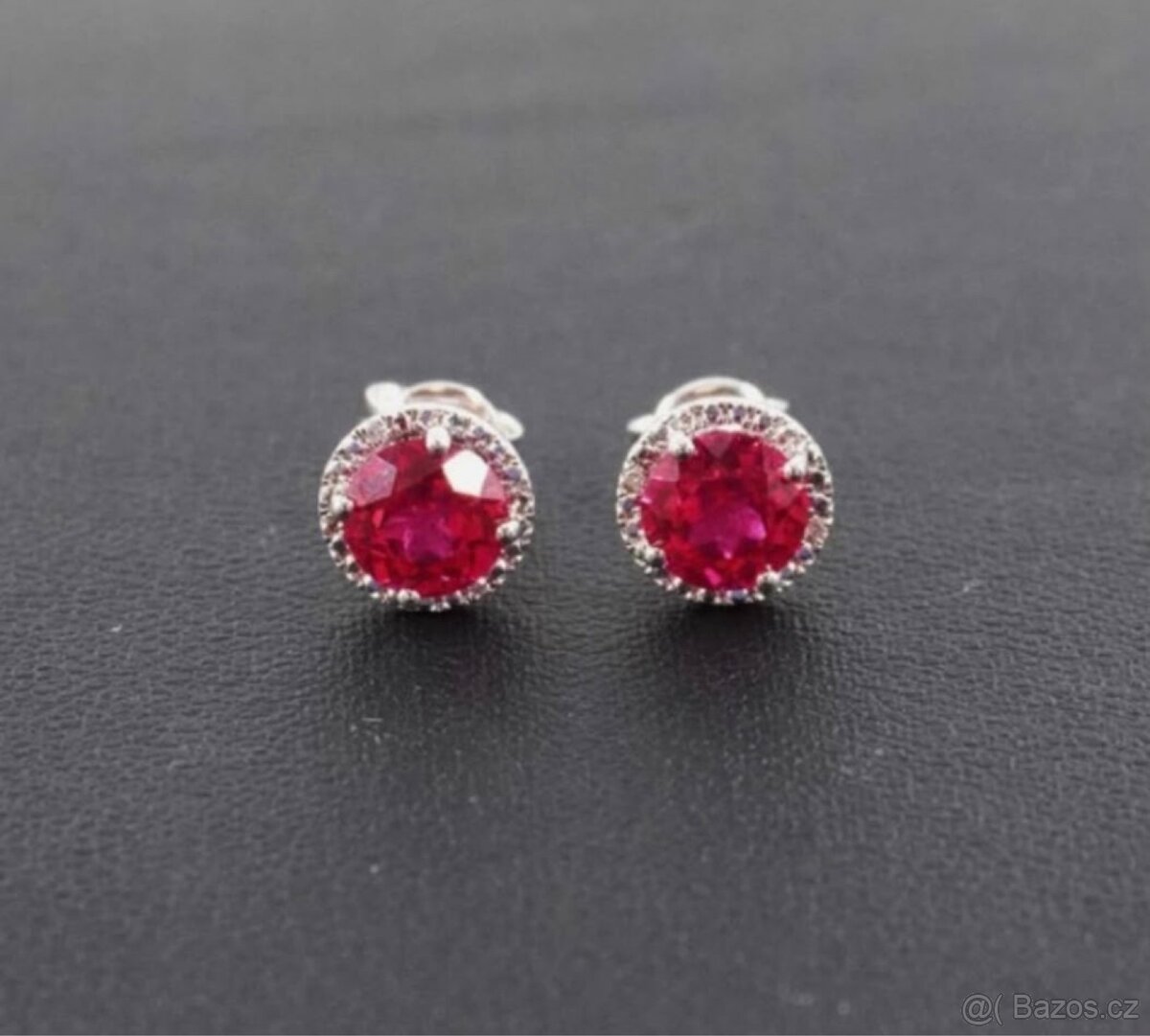 stříbrné náušnice s diamanty a rubínem - 3