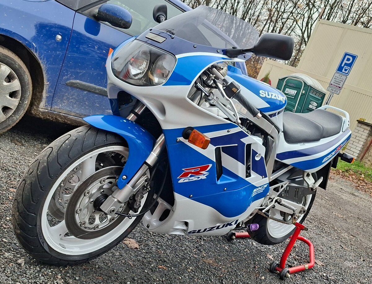 Suzuki gsxr - 3