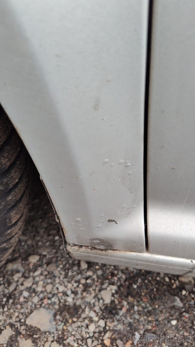 VW golf IV 4 1,6 díly - 3