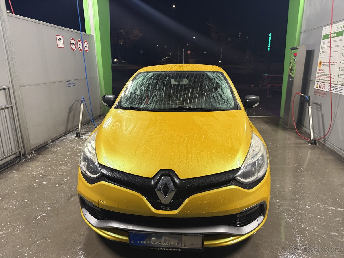 Renault Clio IV RS 200 - 3