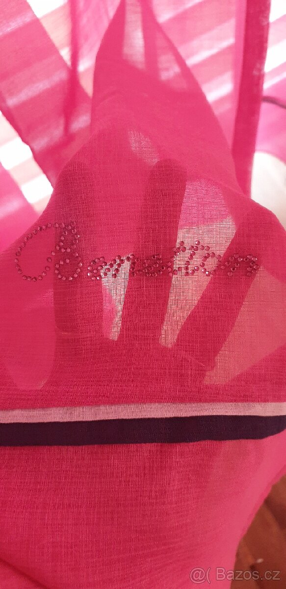 Růžové záclony - 3