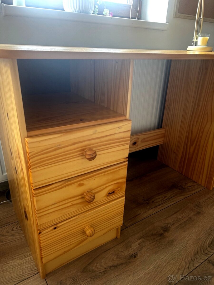 Psací stůl z masivu – borovice - 3