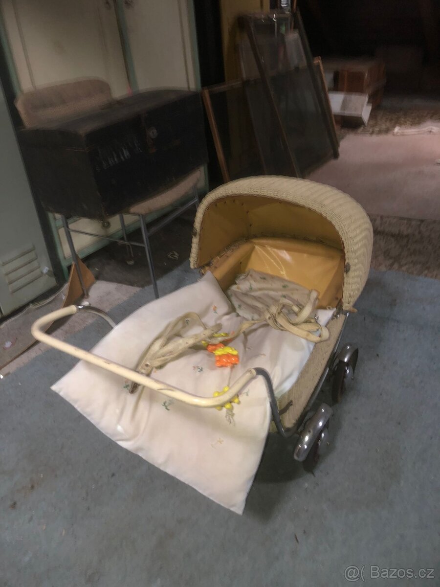 Starý kočárek - 3