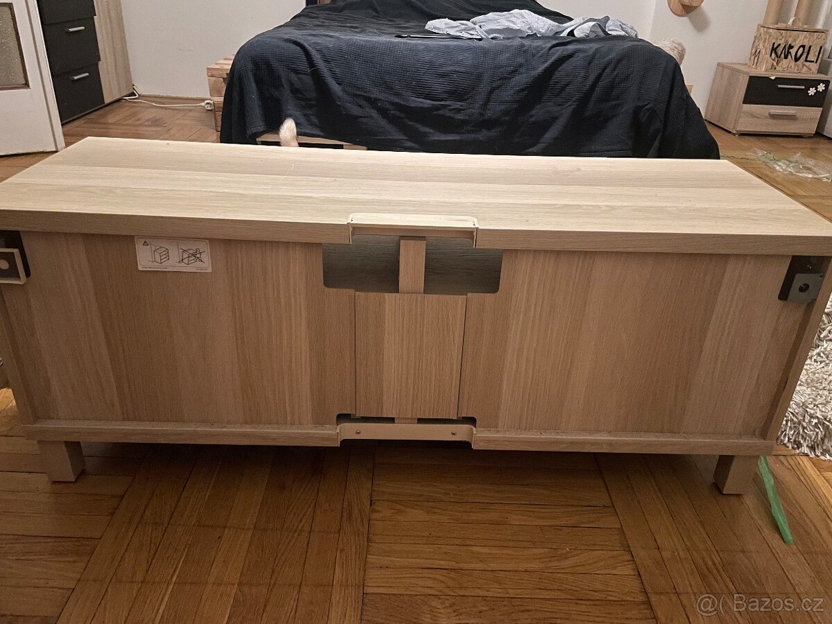Televizní stolek - 3
