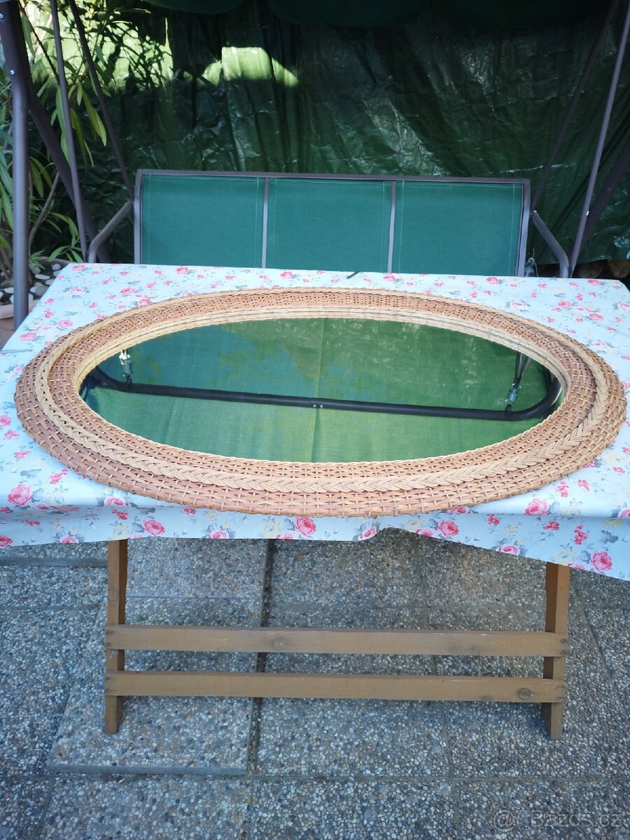 Nástěnné zrcadlo - 3