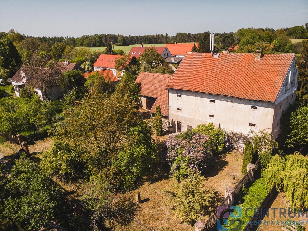 Prodej hospodářské usedlosti 450m2 - 3