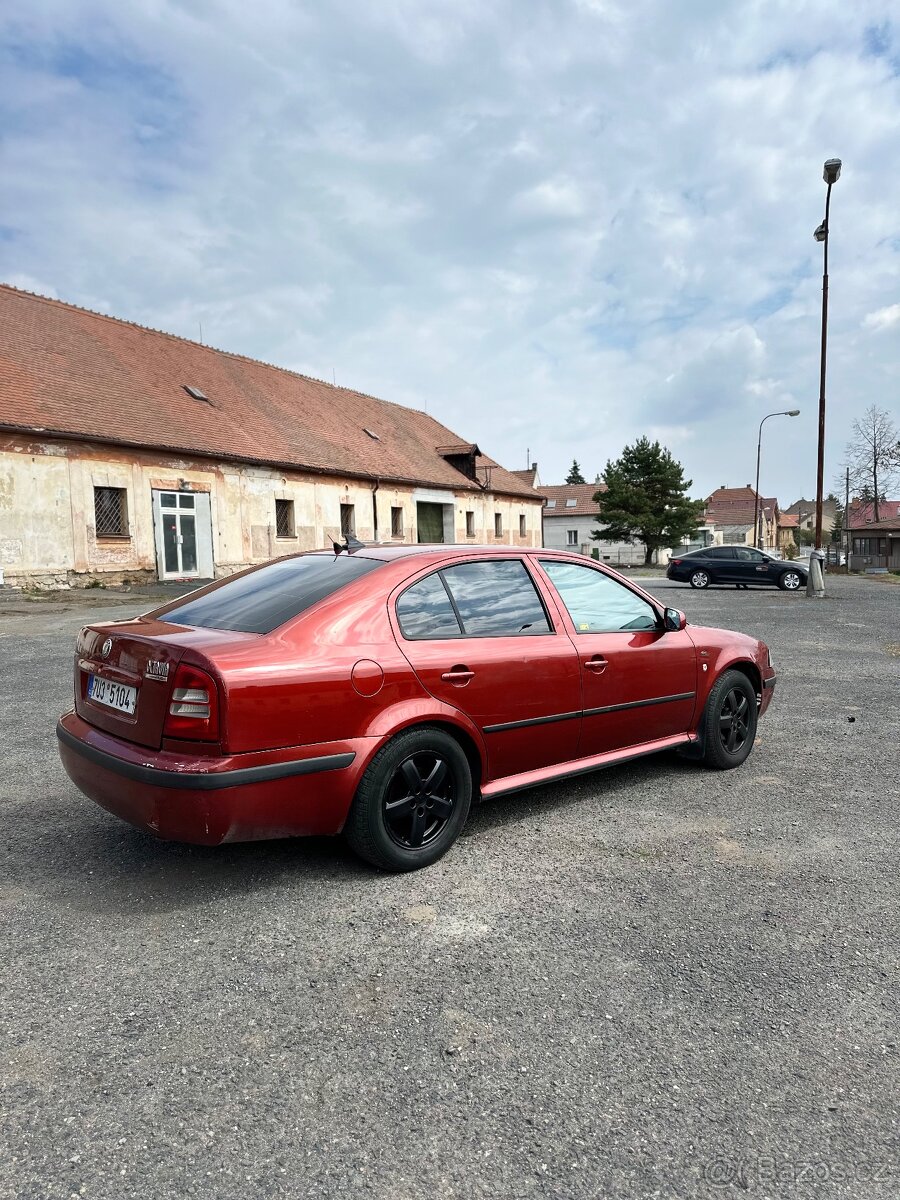 Škoda Octavia 1 - 3