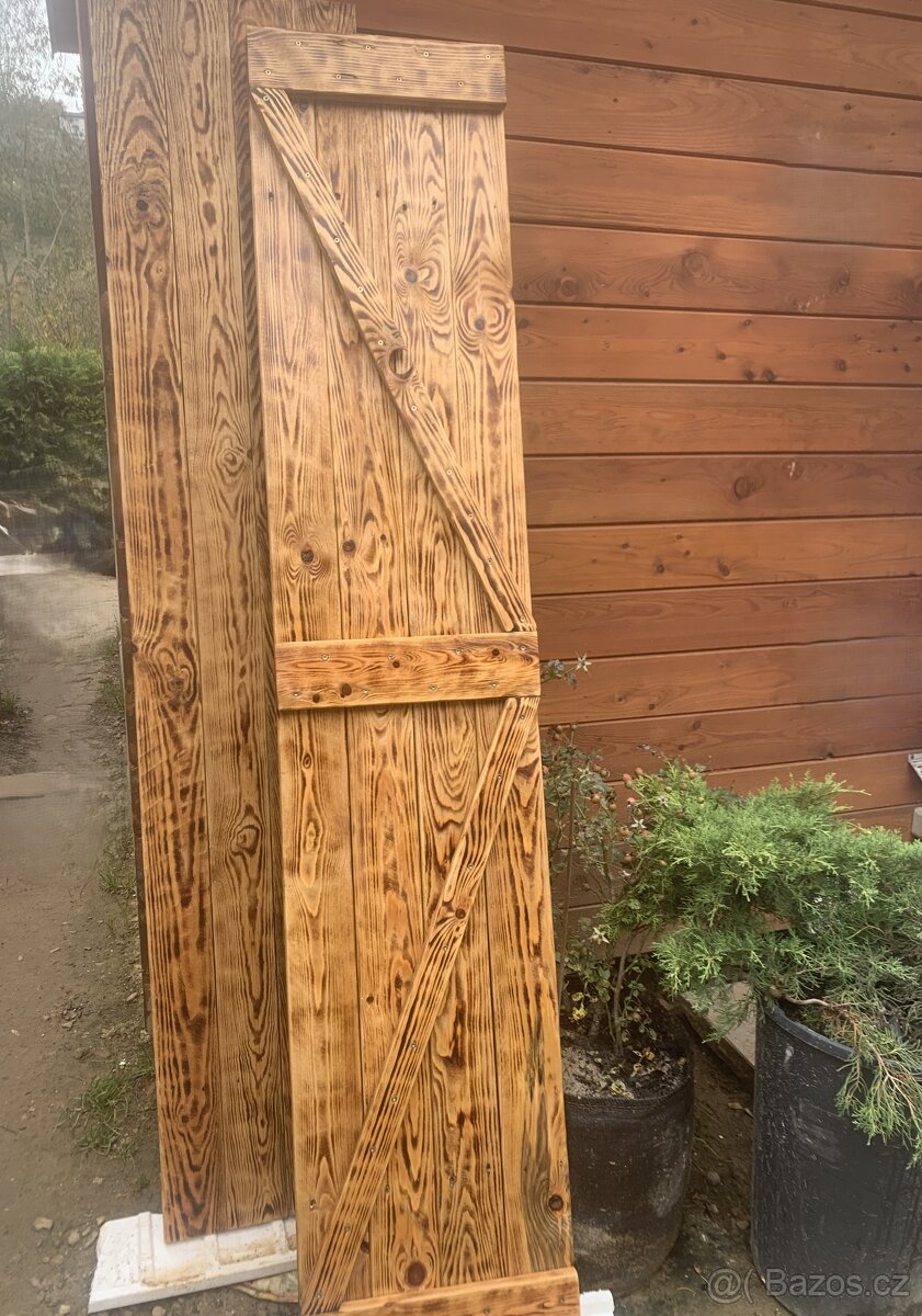 Domácí výroba rustikálních posuvných otevíracích dveří - 3