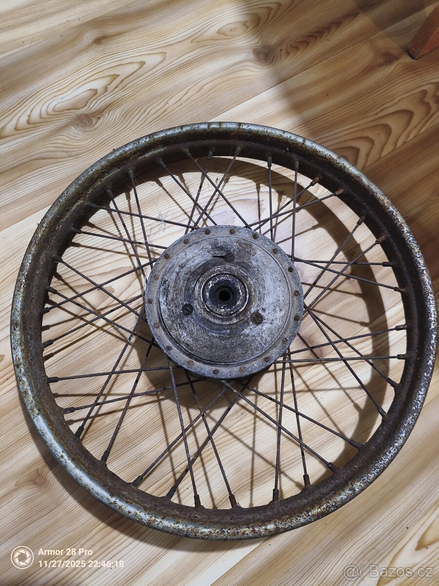 Jawa 555 a 05 kolo včetně štítu - 3