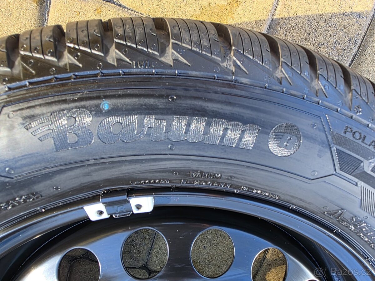 Zimní sada kol 5x100 15" Škoda Fabia 4, VW Polo 4 - 3