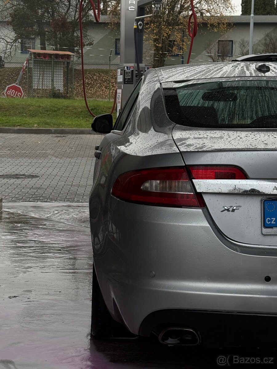 Jaguar xf - 3
