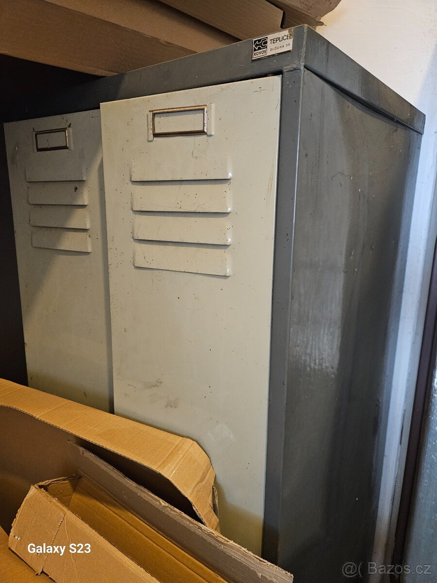 Šatní skříňky - 3