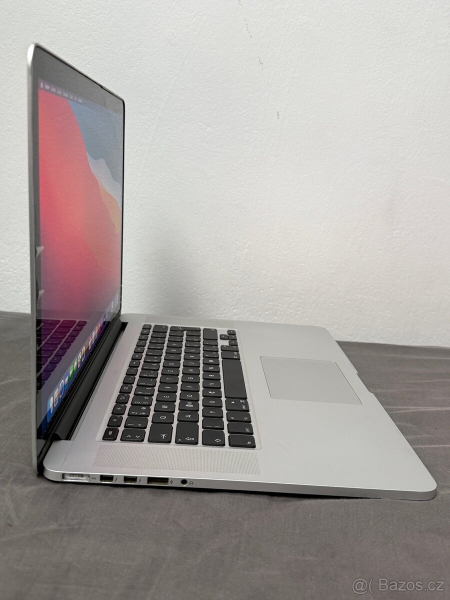 MacBook PRO 15” 16GB/512GB - 3